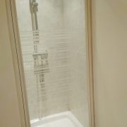 © Douche - <em>Rémi Goutarel</em>
