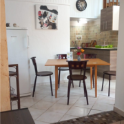 © Cuisine 4/6 personnes - <em>DR Les Jardins du Castel</em>